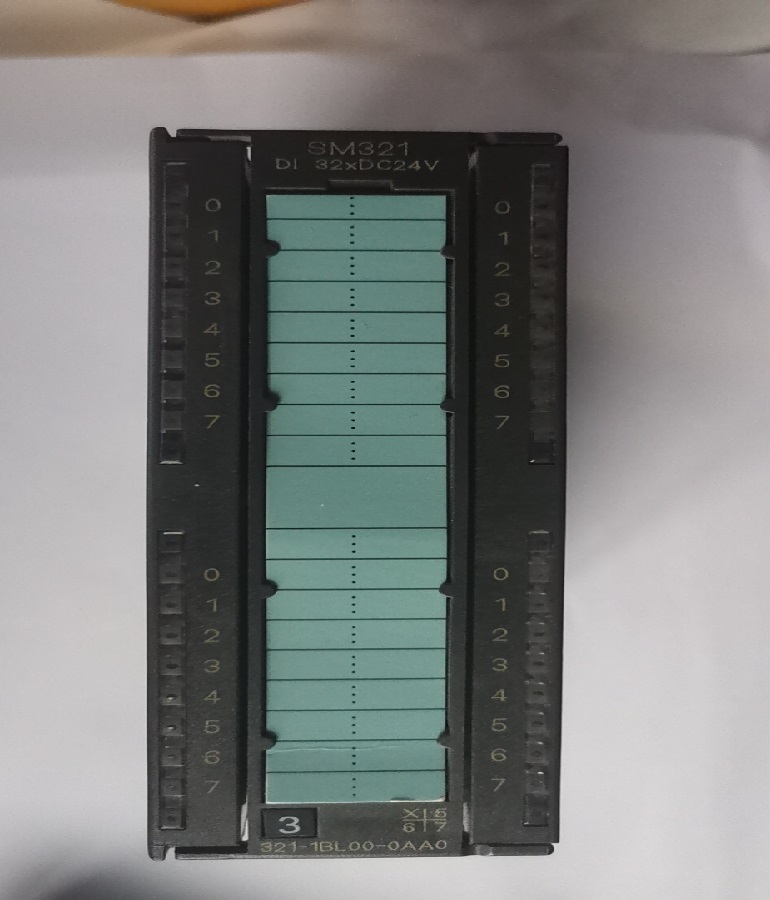 Shandong Yantai Siemens S7-300 extended DP communication interface im153 module et200m model order No.: 6ES7 153-1aa03-0xb0 spot supply